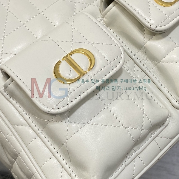 ��� Caro �̵�� ��Ƽĳ�� ü�� ���� D907550-2