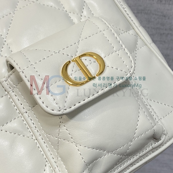 ��� Caro ���� ��Ƽĳ�� ü�� ���� D907720-1