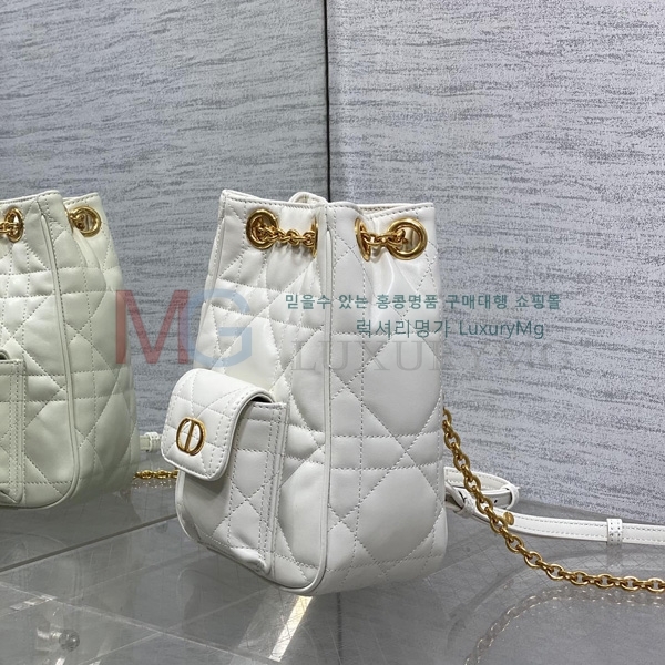 ��� Caro ���� ��Ƽĳ�� ü�� ���� D907720-1
