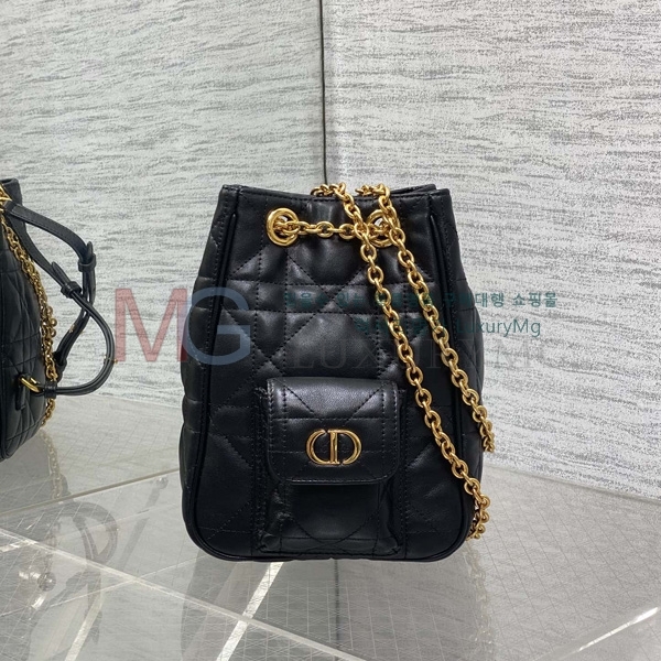 ��� Caro ���� ��Ƽĳ�� ü�� ���� D907720-2