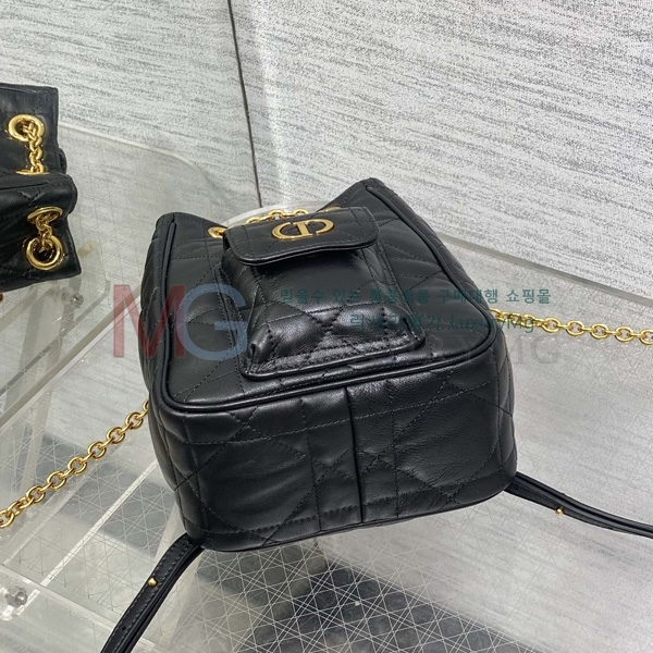 ��� Caro ���� ��Ƽĳ�� ü�� ���� D907720-2
