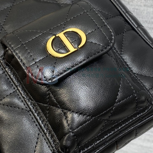 ��� Caro ���� ��Ƽĳ�� ü�� ���� D907720-2