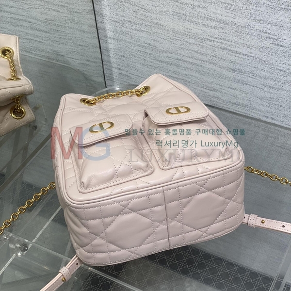 ��� Caro �̵�� ��Ƽĳ�� ü�� ���� D907550-3
