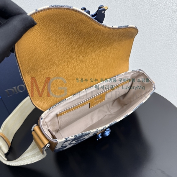 ��� �÷� ��Ʈ���� 1ADPO049-1