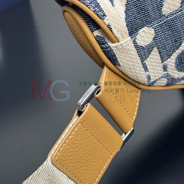 ��� ���� �� 1ADPO093-1