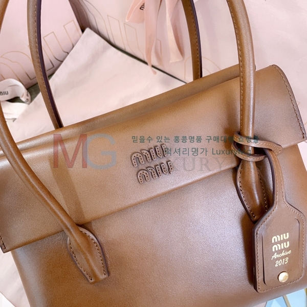 �̿�̿� �ָ��׸� ��Ʈ�� 5BA302-2