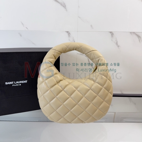 ���ζ� ����ī���� �̹� ȣ���� 851689-4