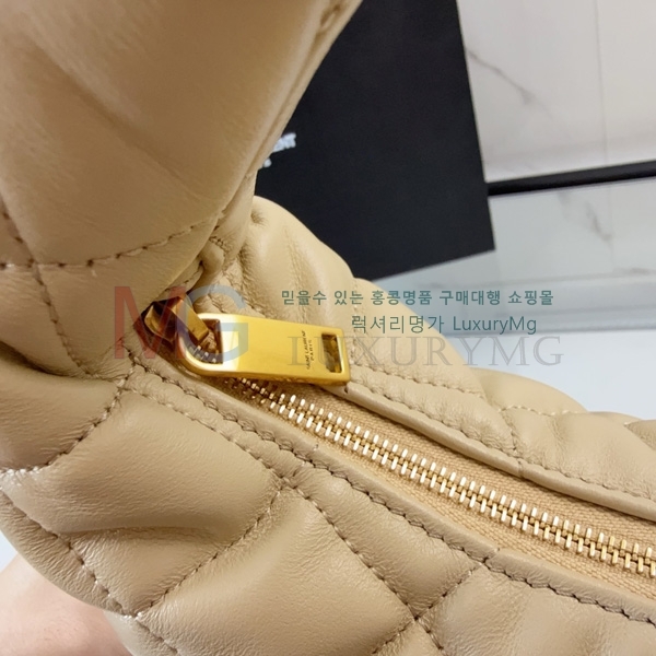 ���ζ� ����ī���� �̹� ȣ���� 851689-4