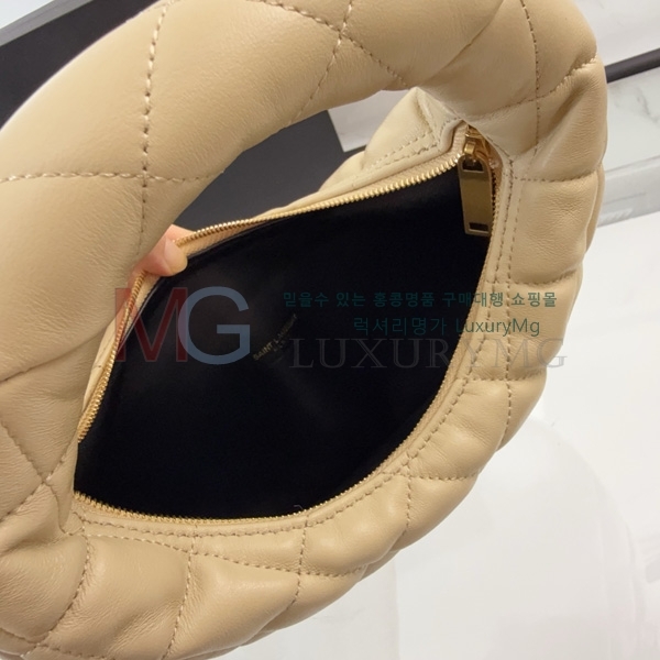 ���ζ� ����ī���� �̹� ȣ���� 851689-4