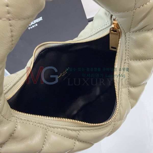 ���ζ� ����ī���� �̹� ȣ���� 851689-6
