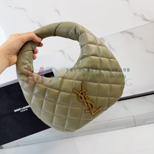 ���ζ� ����ī���� �̹� ȣ���� 851689-6