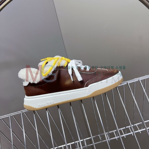 ���� �̿�̿� ����Ŀ�� M180007-4