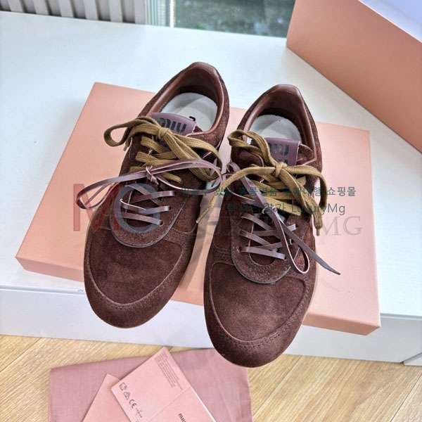 �������� �̿�̿� ����Ŀ�� M2225046