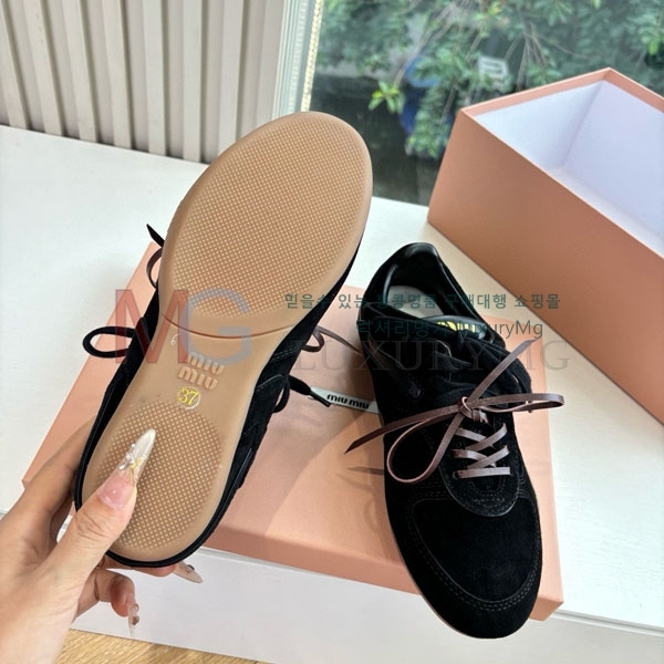�������� �̿�̿� ����Ŀ�� M2225046-1