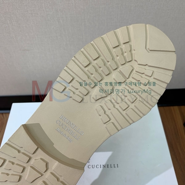 ���� ���ڷ� ��ġ�ڸ� ���� D2260442-4