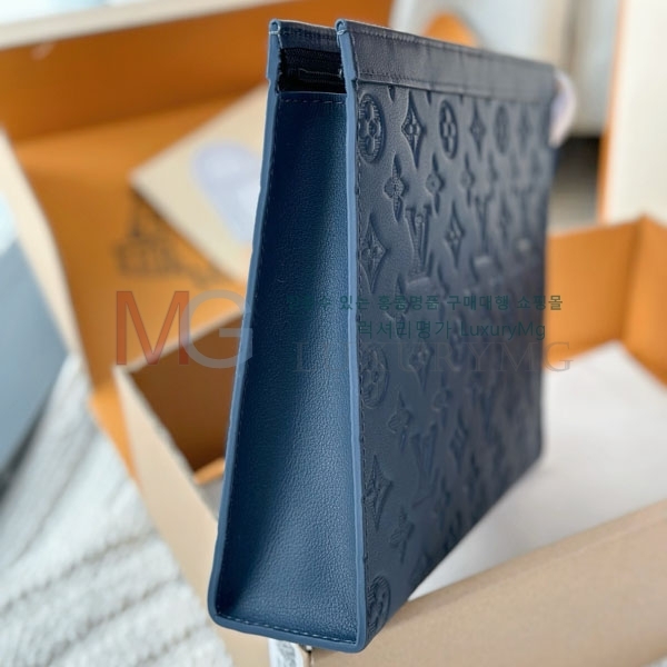 ���̺��� ����Ʈ ������ Ŭ��ġ�� M61692-205