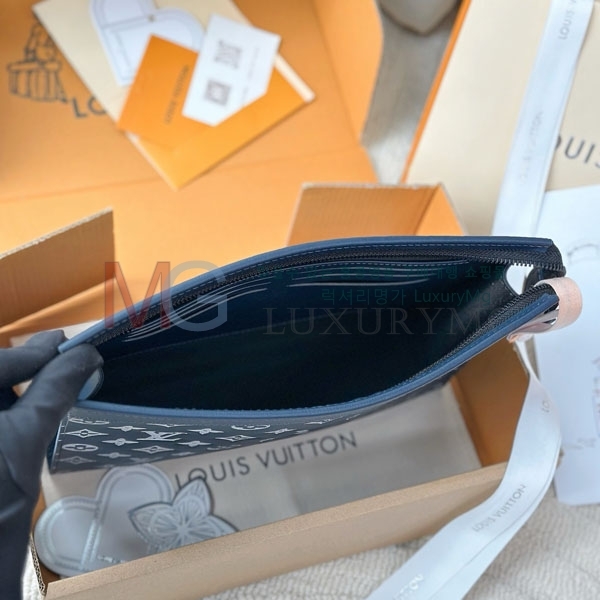 ���̺��� ����Ʈ ������ Ŭ��ġ�� M61692-206