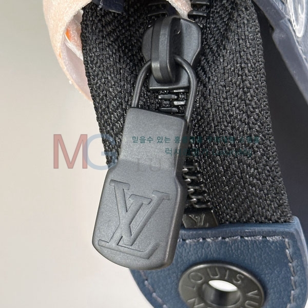 ���̺��� ����Ʈ ������ Ŭ��ġ�� M61692-206