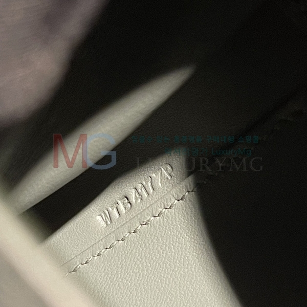 �����޽� �̸� �ܽ� 22CM H952601-6