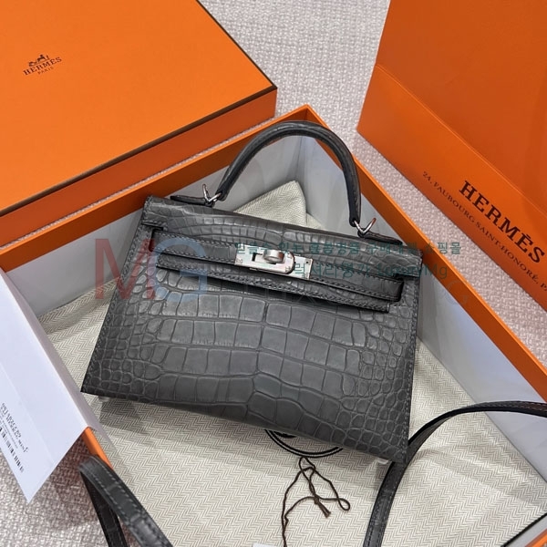 �����޽� �̸��� �̴� H985410-503