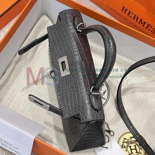 �����޽� �̸��� �̴� H985410-503