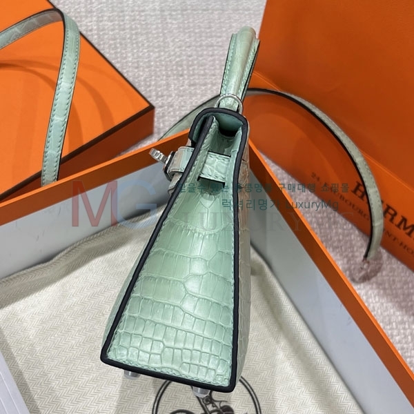 �����޽� �̸��� �̴� H985410-504