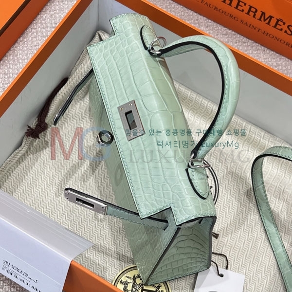 �����޽� �̸��� �̴� H985410-504