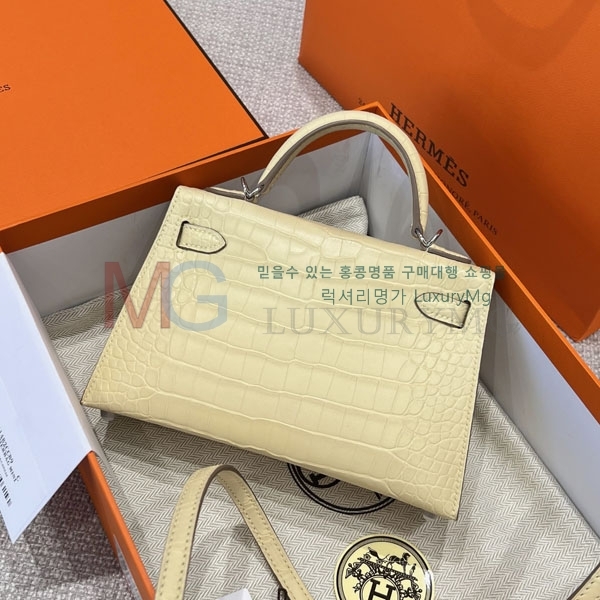�����޽� �̸��� �̴� H985410-505