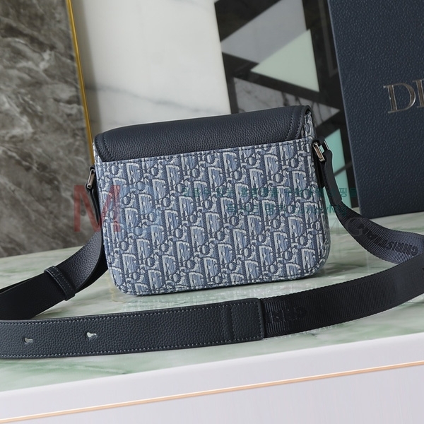 ��� �޽��� ũ�ν��� 1ADPO049-30