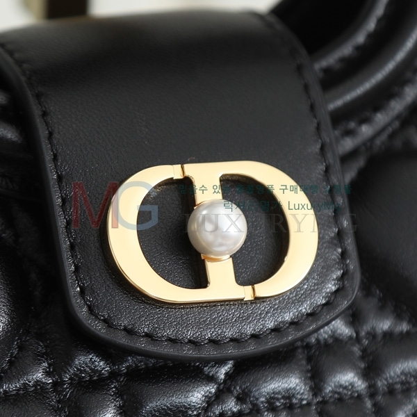 ��� Jolie ž �ڵ� �̴� �� S31233-1