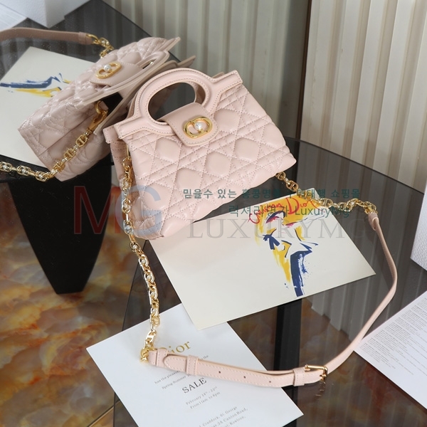 ��� Jolie ž �ڵ� �̴� �� S31233-3