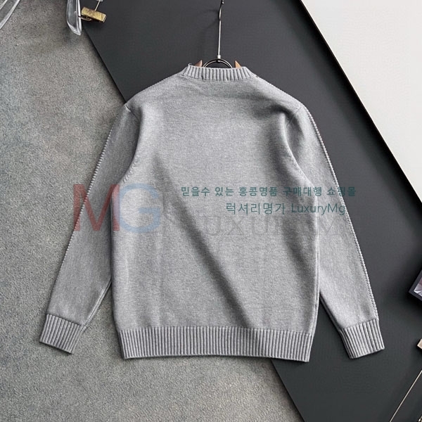 ���� �η�**�� ������ LP3671834
