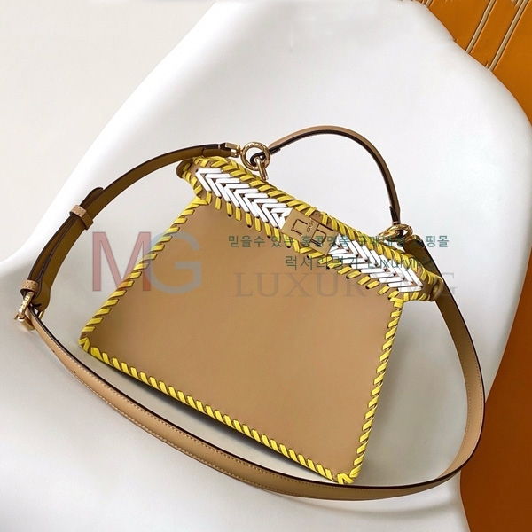��� ��ī�� ���̾��� �����ڴ� F009700-2