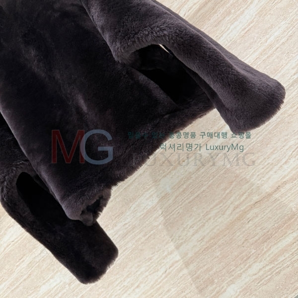 ���� ���ڷ� ��ġ�ڸ� �þ �� ���� BC453065-22