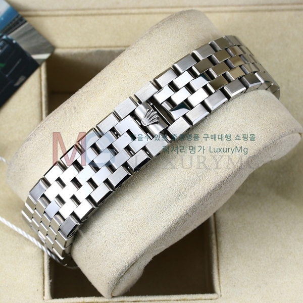 �η��� �ð� R05770-8