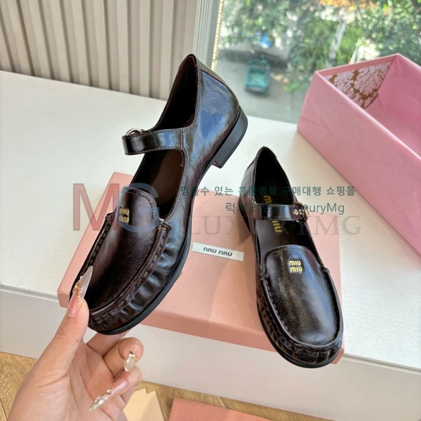 ���� �̿�̿� �÷����� MIU00651-1