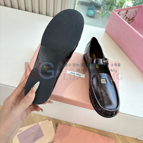 ���� �̿�̿� �÷����� MIU00651-1
