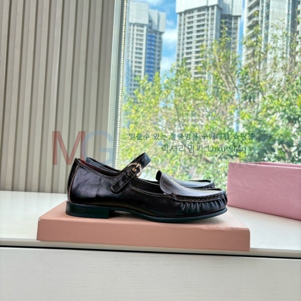 ���� �̿�̿� �÷����� MIU00651-1
