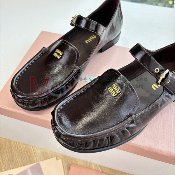 ���� �̿�̿� �÷����� MIU00651-1