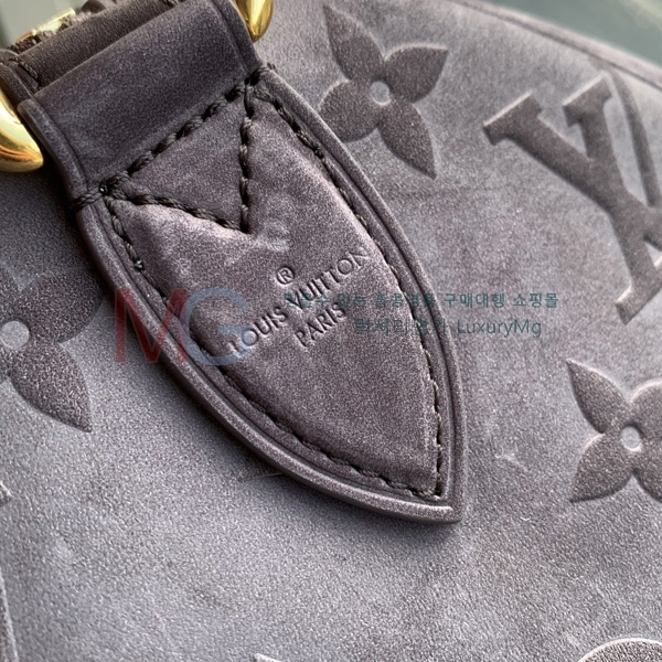 ���̺��� ���ǵ� ����Ʈ �ݵѸ��� 40 M15225-1