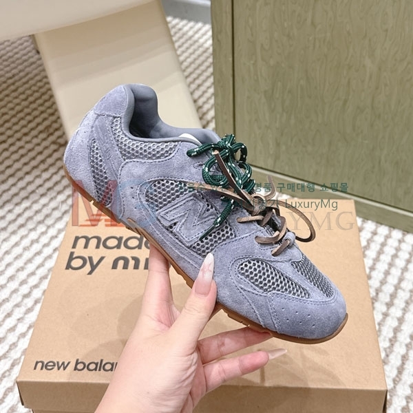  �̿�̿� ����Ŀ�� �������� M1807702-1