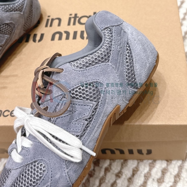  �̿�̿� ����Ŀ�� �������� M1807702-1