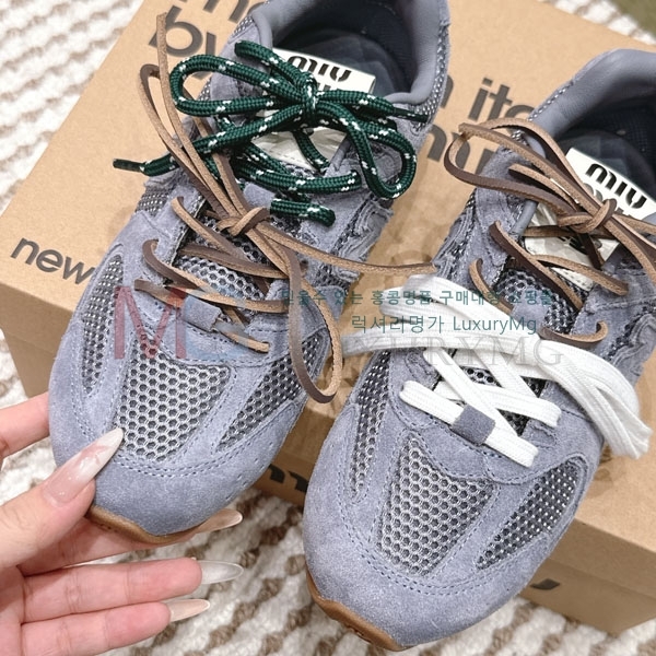  �̿�̿� ����Ŀ�� �������� M1807702-1