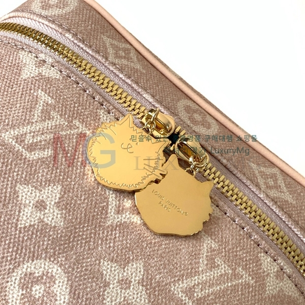 ���̺��� �Ͻ� �̴� ����Ƽ ���̽� M15170-1