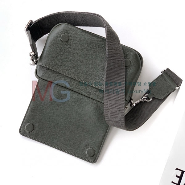 �ο��� ���� ũ�ν��� L9095-4