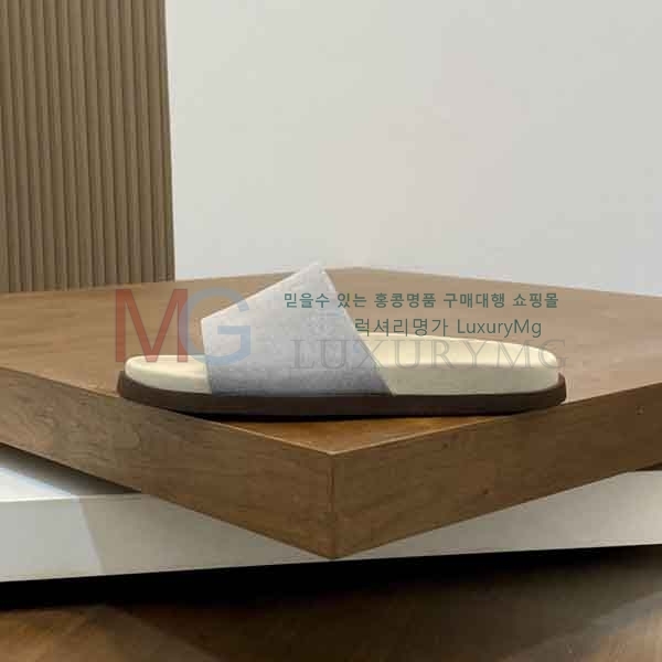 ���� ���ڷ� ��ġ�ڸ� ������ B7780841-1