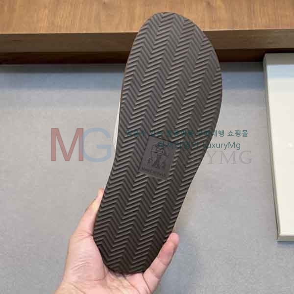 ���� ���ڷ� ��ġ�ڸ� ������ B7780841-1