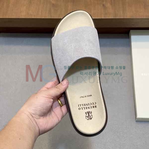 ���� ���ڷ� ��ġ�ڸ� ������ B7780841-1
