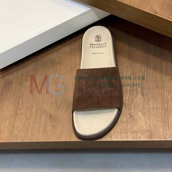 ���� ���ڷ� ��ġ�ڸ� ������ B7780841
