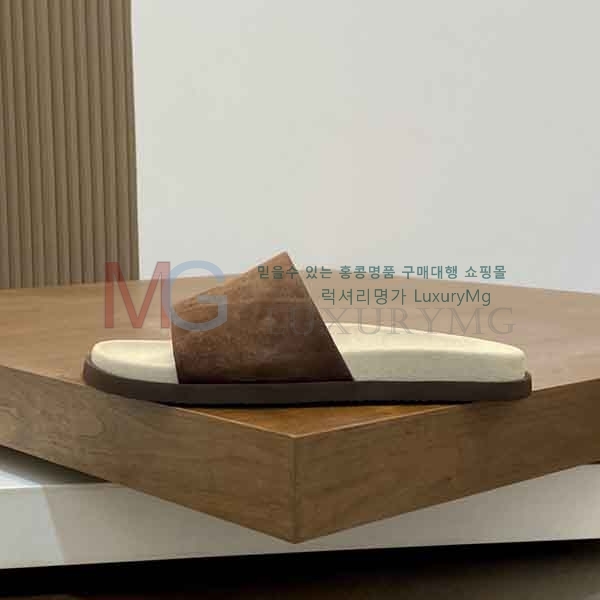���� ���ڷ� ��ġ�ڸ� ������ B7780841